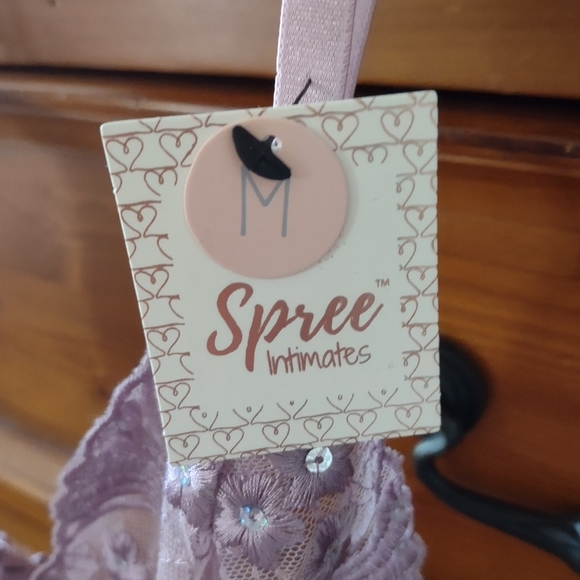 NWT fun and flirty 2 piece lilac lingerie set - Picture 8 of 9